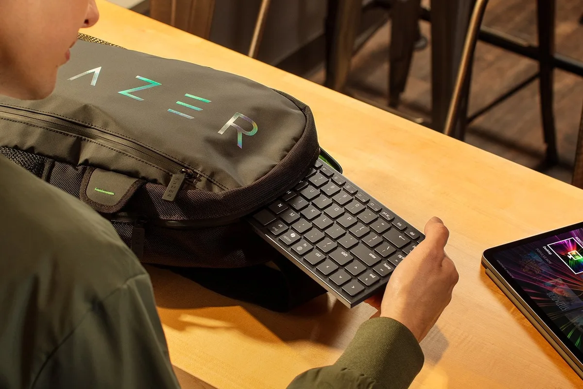 Razer Joro 75% - Mécanique - Bluetooth - RGB - Noir — vue 5