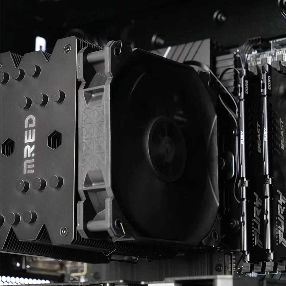 CINEMA CREATOR - i7-14700KF/5060Ti-16/32Go/2To — vue 3