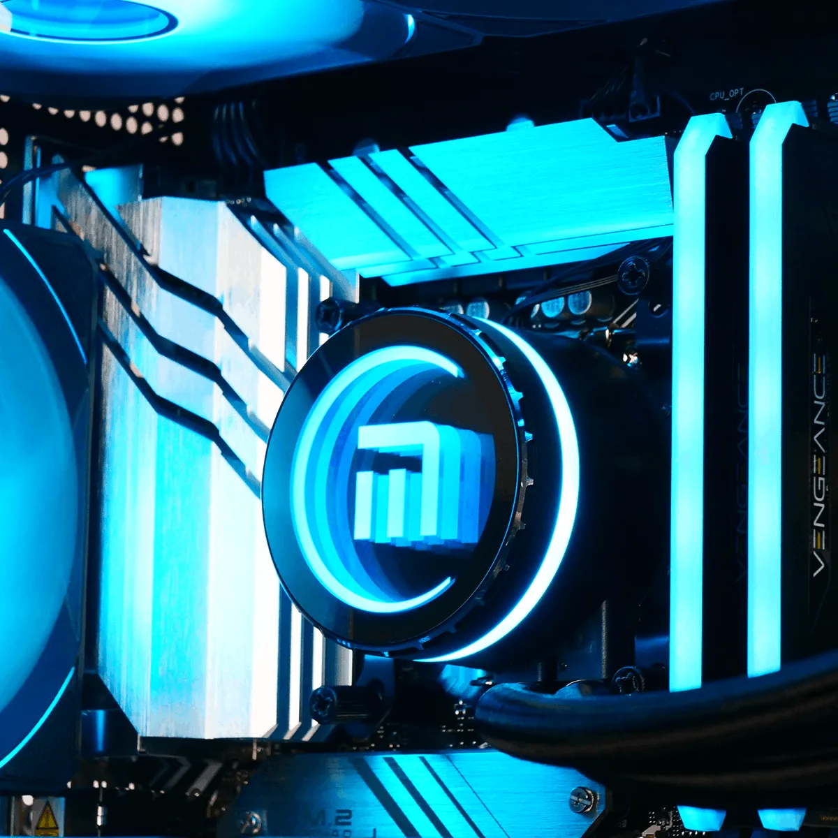 PULSE - i5-14400F/5060Ti-8Go/32Go/1To — vue 3