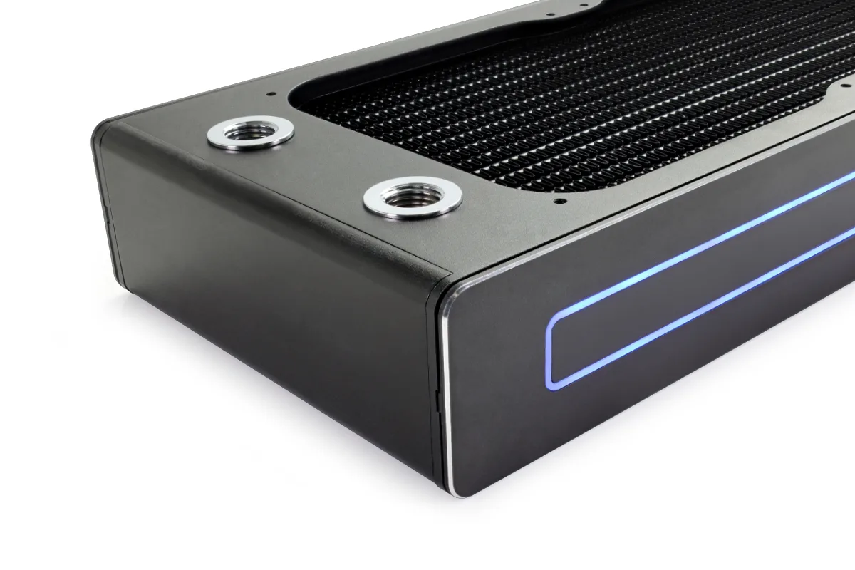 Alphacool Core XT45 Full Copper 360mm Radiator - ARGB — vue 5