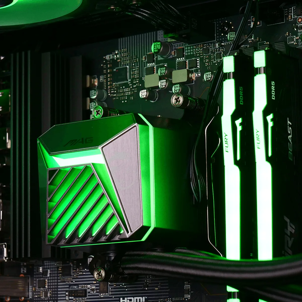 VENOM - R7-7800X3D/9070XT/32Go/1To — vue 3