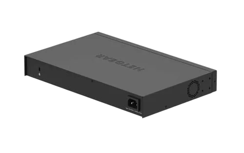Netgear 24-Port Gigabit Ethern Unmngd PoE+Swtch — vue 3
