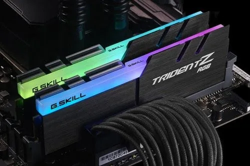G.Skill Trident Z RGB fÃ¼r AMD, DDR4-3200, CL16 - 32 GB Dual-Kit, schwarz — vue 3