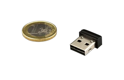 Verbatim USB Drive 2.0 NANO 32GB Store N Stay — vue 3