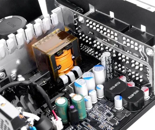 Thermaltake ATX 3.1 850W - 80+ Gold - Toughpower GT FM - Noir — vue 5