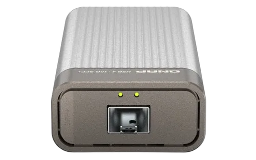 Qnap USB 4 Type-C to 1 x 10GbE SFP+Network A — vue 3