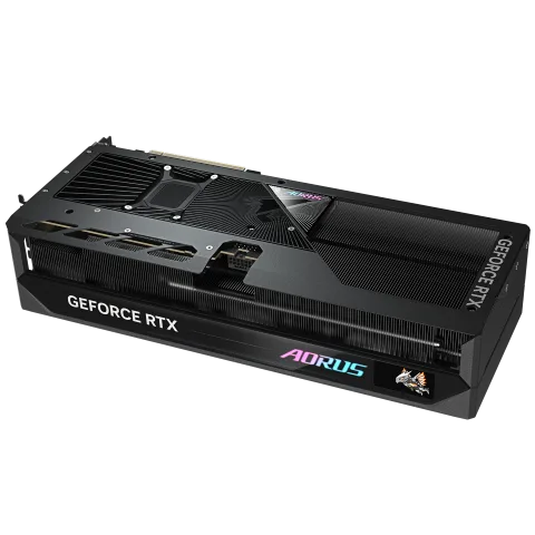 Gigabyte AORUS GeForce RTX 5080 MASTER 16G — vue 2