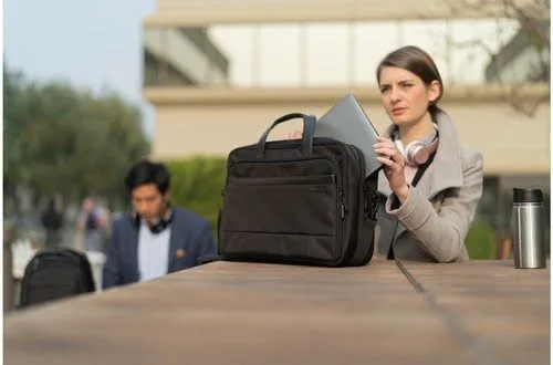 Kensington Contour" 2.0 15.6" Business Laptop Brief (K60386EU) — vue 13