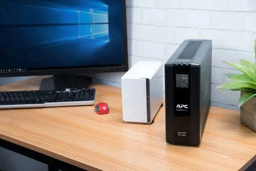 APC Back UPS Pro BR 1600VA 8 Outlets AVR — vue 5