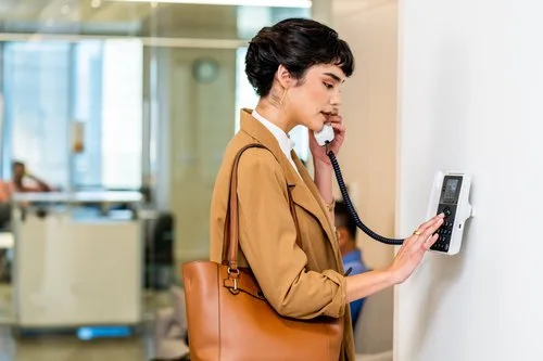 HP EDGE E100 IP PHONE — vue 3