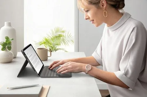 Logitech Folio Touch Gris — vue 15