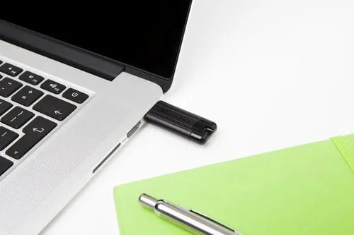 Verbatim Store'n'Go Pinstripe USB 3.0 Drive 16GB — vue 6