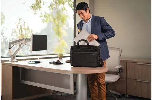Kensington Contour" 2.0 15.6" Business Laptop Brief (K60386EU) — vue 10