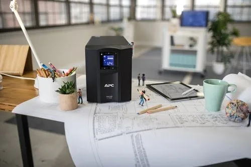 APC Smart-UPS C 1000VA — vue 6