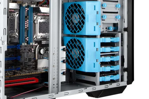 In Win Cage pour Alim Redondante 1200W — vue 5