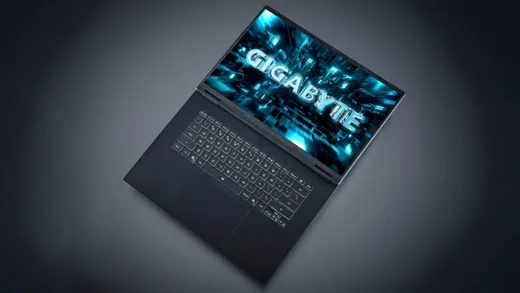 Gigabyte GAMING A16 PRO DYHG5FRCC4SH - 16" QHD+ 165Hz Core 7-240H RTX 5080 32Go 1To W11 — vue 9