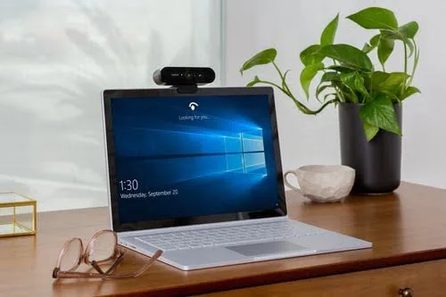 Logitech BRIO USB — vue 11